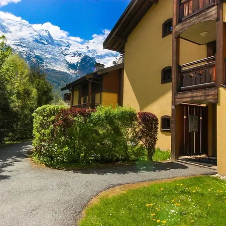 Apartment Les Capucins - View Off Mont-blanc Range - 4 Pers Chamonix