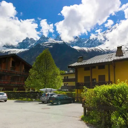Les Capucins - View Off Mont-blanc Range - 4 Pers Apartment Chamonix